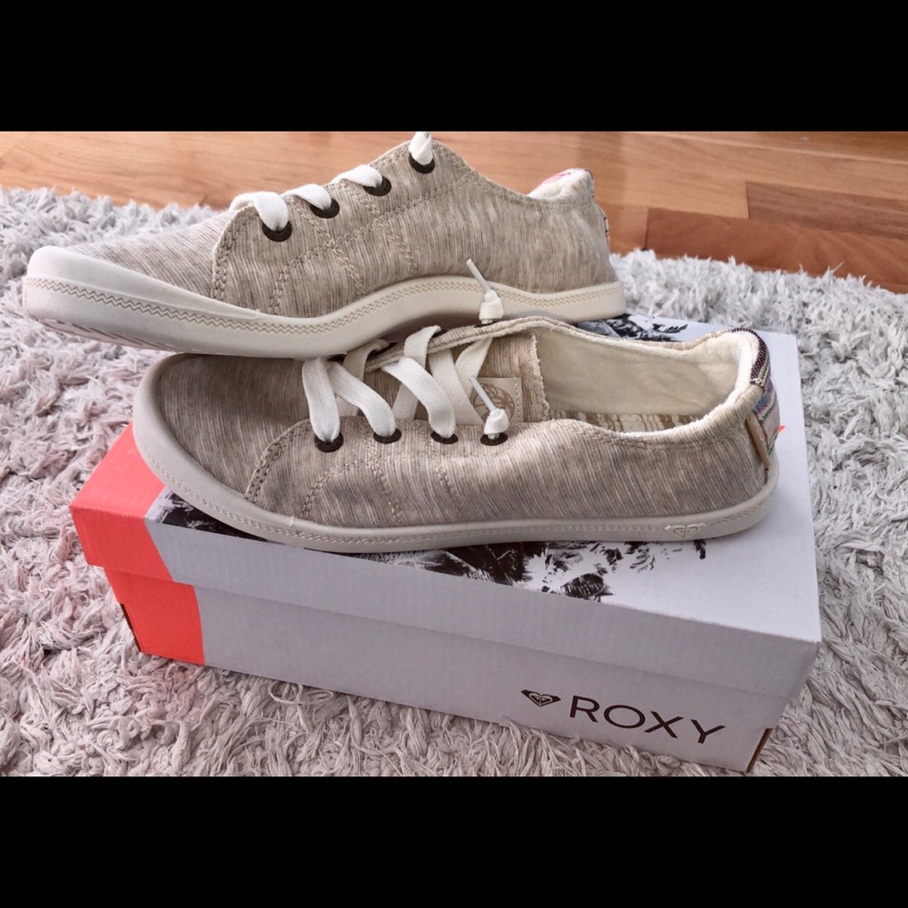 Roxy everyday comfortable slip on shoes- Size 9